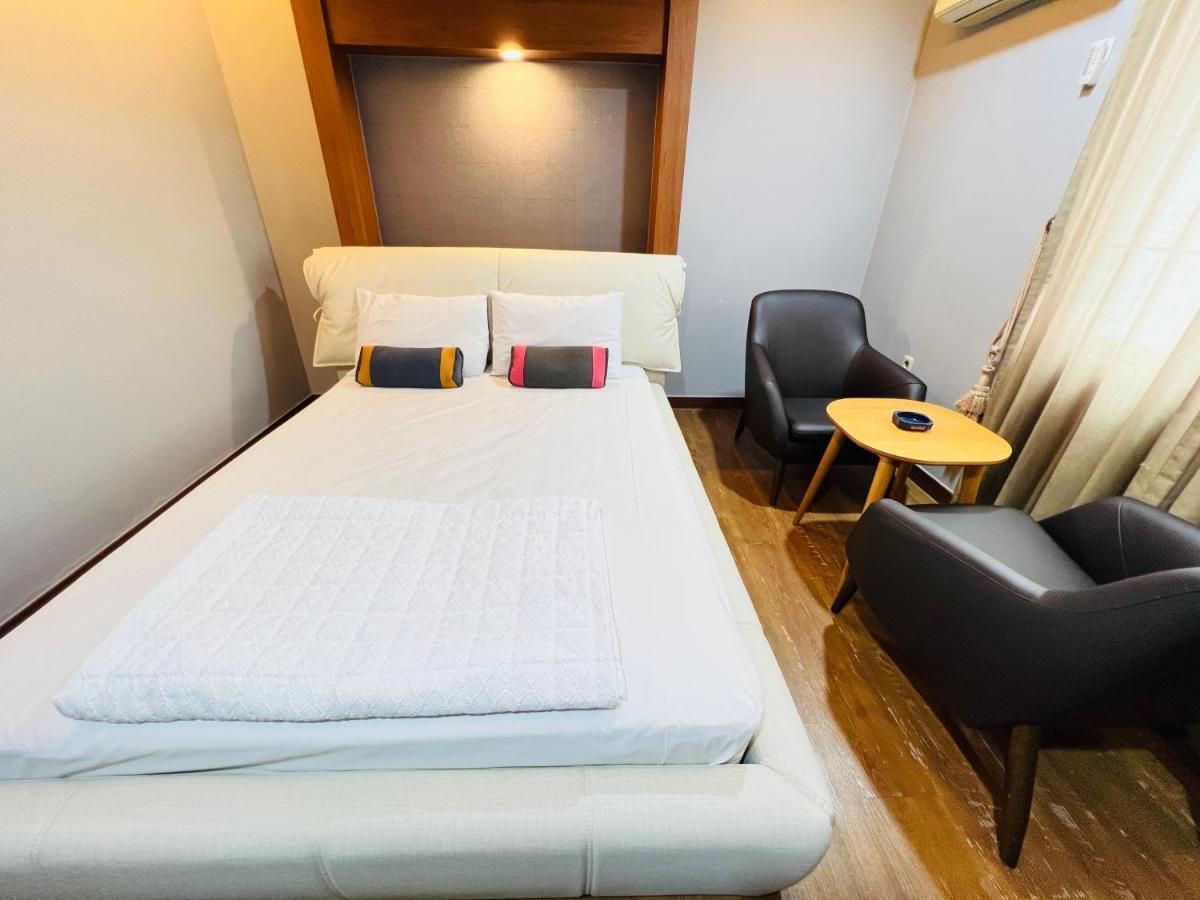 Sweet Hotel Чеджу Екстериор снимка