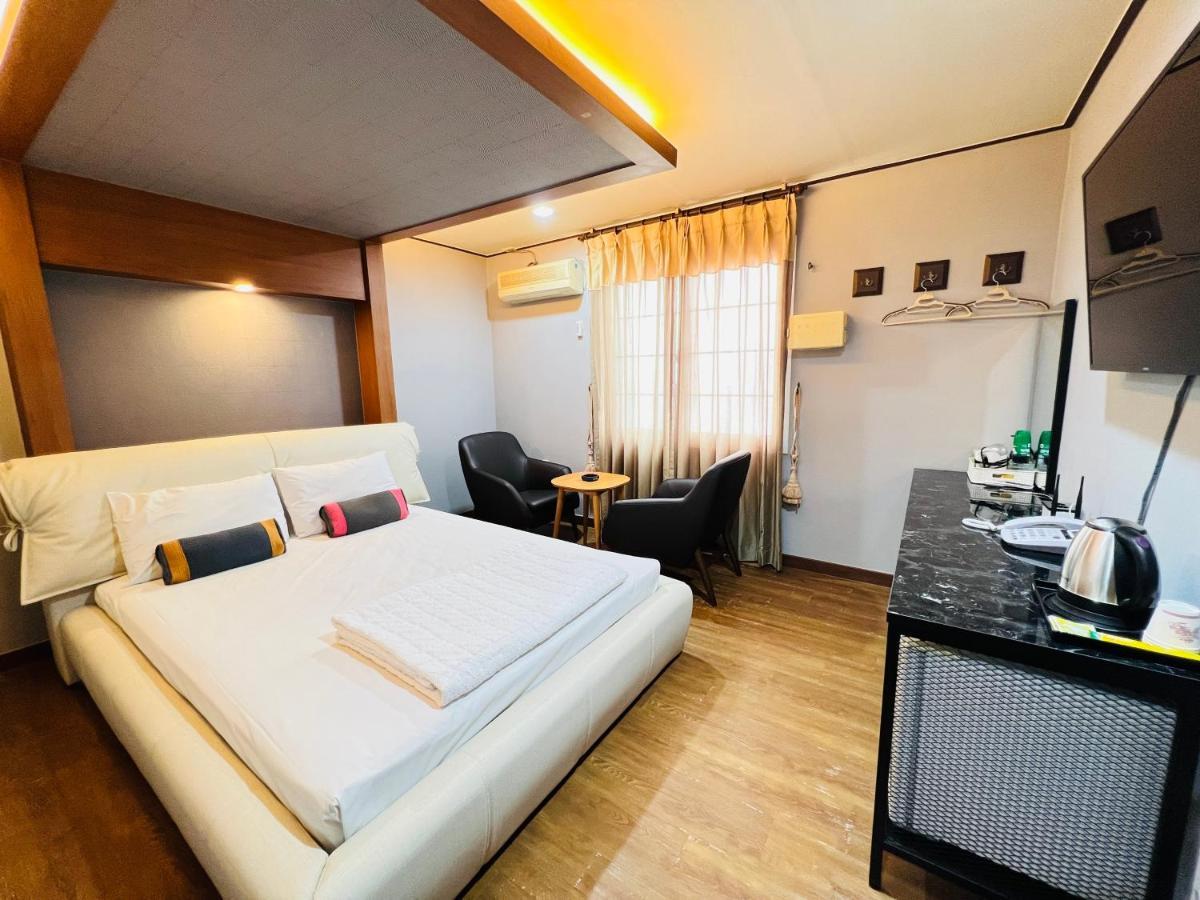Sweet Hotel Чеджу Екстериор снимка