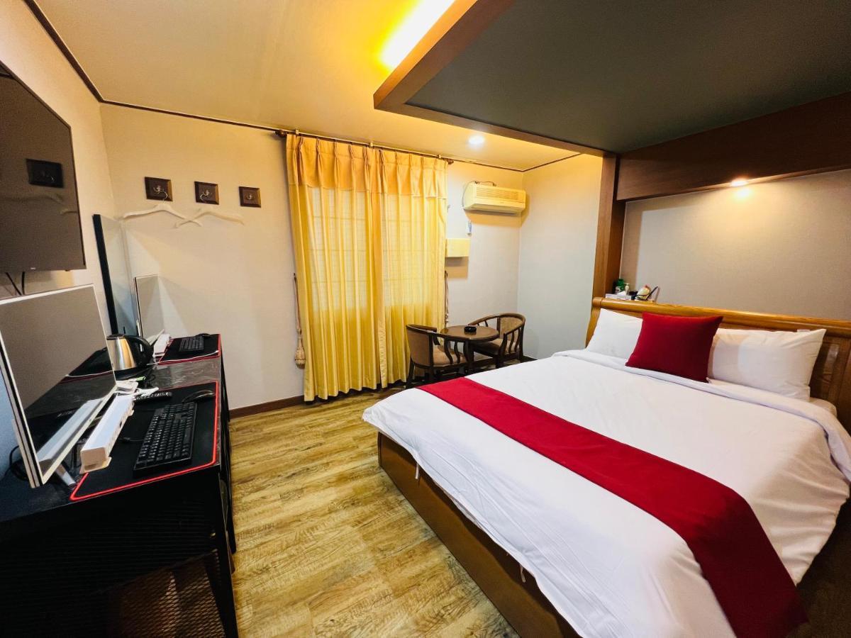 Sweet Hotel Чеджу Екстериор снимка