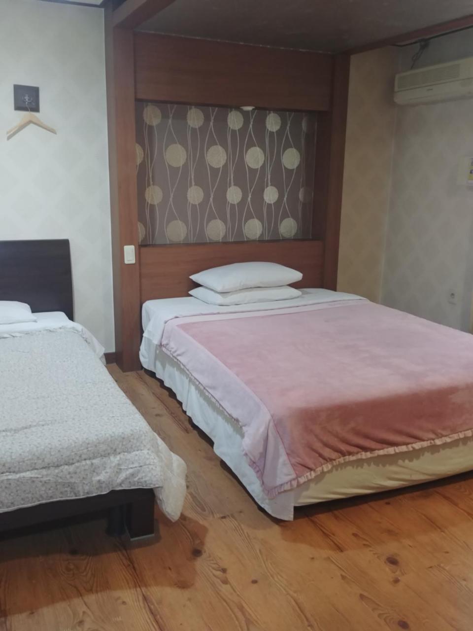 Sweet Hotel Чеджу Екстериор снимка